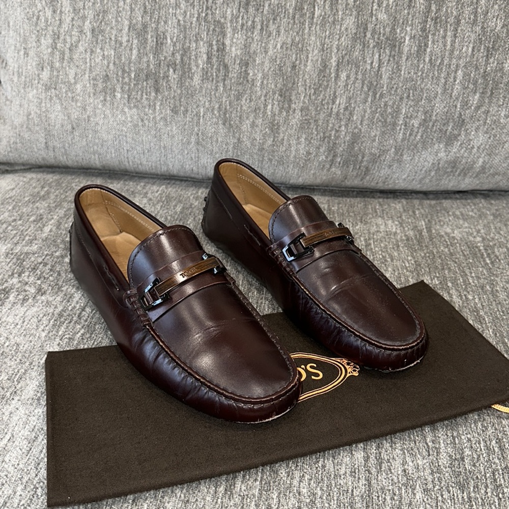 Tod’s - Men’s Loafers in Burgundy, size 7US (6UK)